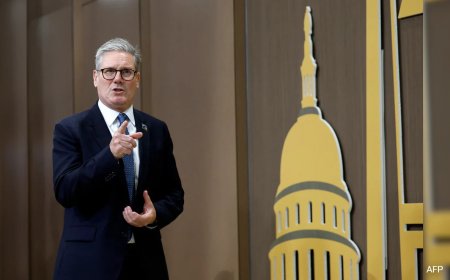 UK PM Starmer Vows Robust Ukraine Support On International Debut