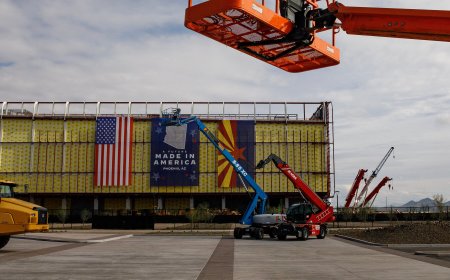 U.S. Creates High-Tech Global Supply Chains to Blunt Risks Tied to China