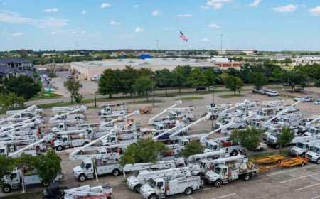 More than 1 million Houston-area customers still without power after Beryl