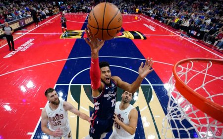 NBA reaches new, record-setting media deal