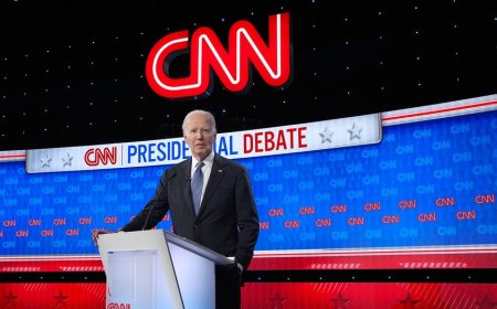 Biden aides and Democratic officials privately admit 'this is going to get worse': CNN report