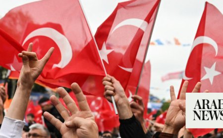 What is behind the recent spike in attacks on Arab visitors and Syrian refugees in Turkiye?