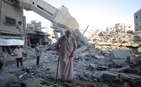 Why does Israel step up its attacks when Gaza ceasefire talks advance?