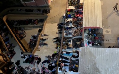 Displaced Palestinians sleep on steps of Gaza’s Nasser Hospital