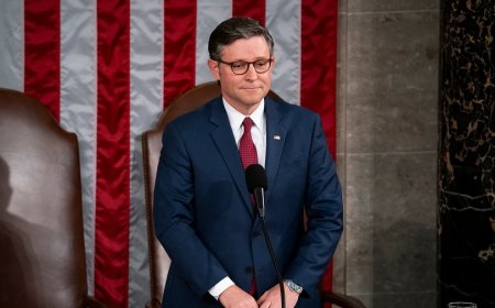 House leaving early amid GOP funding woes