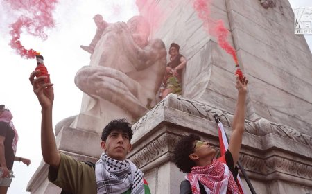 SEE IT: The most dramatic photos from Wednesday's pro-Hamas Washington, D.C. protests