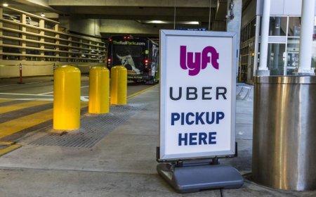 California Supreme Court rules Uber, Lyft drivers classified as contractors