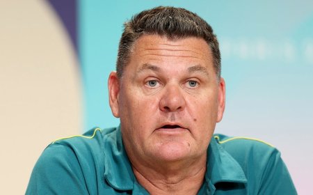 Australian swimming coach facing backlash after voicing support for South Korean athlete