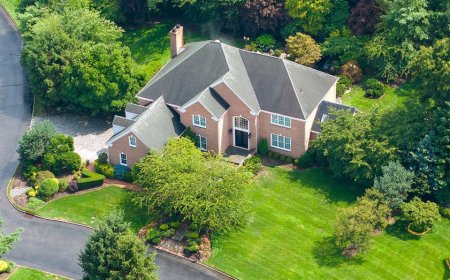 FBI raids $3.5M home of former aide to New York Gov. Kathy Hochul