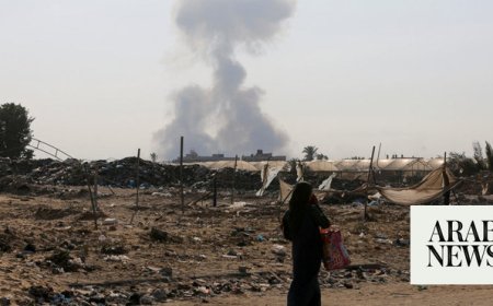 Israeli troops battle Palestinian fighters in Gaza city of Khan Younis