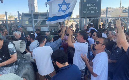 Israeli far-right politicians protest arrest of soldiers suspected of abuse
