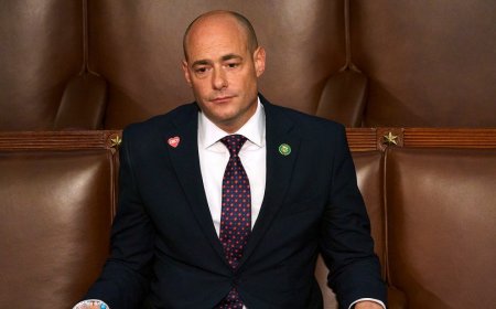 JD Vance's congressman blasts him and his 'chaotic' and 'weird' campaign 