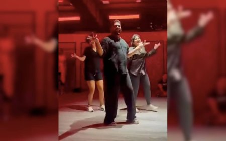 Did Muttiah Muralitharan Dance On 'Tauba Tauba' In Viral Video - Here's The Truth