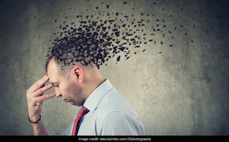 Half Of Dementia Cases Can Be Curbed By Addressing These Key Risk Factors