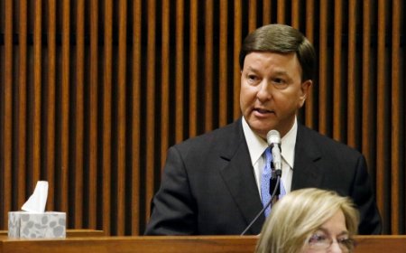 Top House Republican launches review of 9/11 plea deals