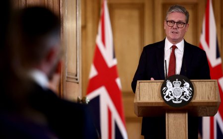 British PM says ‘standing army’ of police ready to deal with rioters