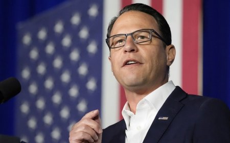 Democrat calls out left's 'strong undercurrent of antisemitism' in attacks on potential VP pick Shapiro