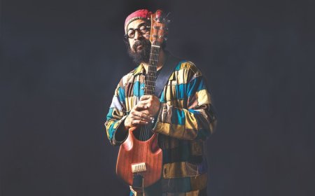 Mob Sets Hindu Musician Rahul Ananda's House On Fire In Dhaka