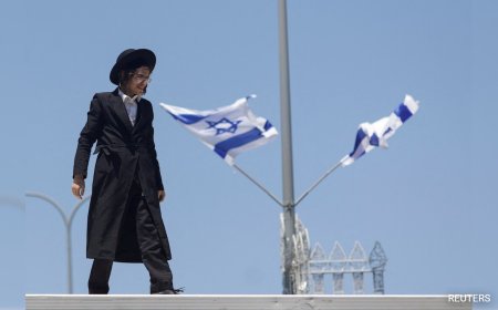 Ultra-Orthodox Anti-draft Protesters Break Into Israeli Army Base