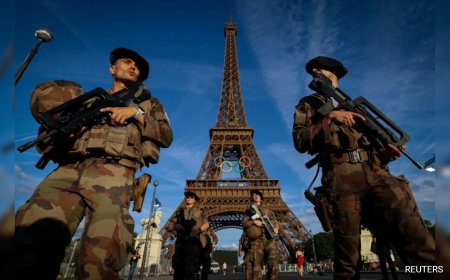 Man Scales Eiffel Tower On Last Day Of Paris Olympics, Arrested: Cops