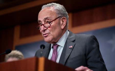 Schumer says he will work to block cuts of CDC's budget