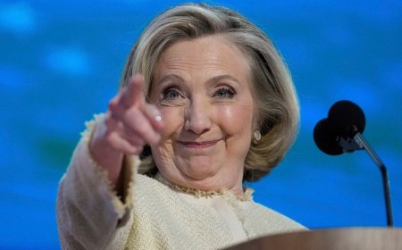 Hillary Clinton blasts Trump's legal woes amid 'lock him up' chants in DNC speech: 'Only cares about himself'