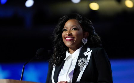 Crockett gets emotional recounting personal story about Harris