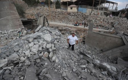 An Israeli strike in Lebanon kills 10 and triggers response from Hezbollah as tensions simmer