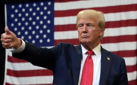 Trump jokes about Mark Robinson's weight at North Carolina rally 