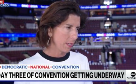 Commerce Sec doesn’t ‘believe’ news of grim job revisions because Trump said it: ‘I'm not familiar with that’