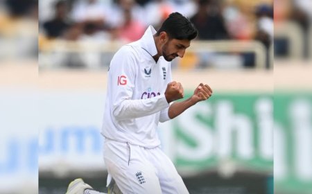 'Shoaib Bashir Should Look At Nathan Lyon's Bowling,' Advises Geoffrey Boycott