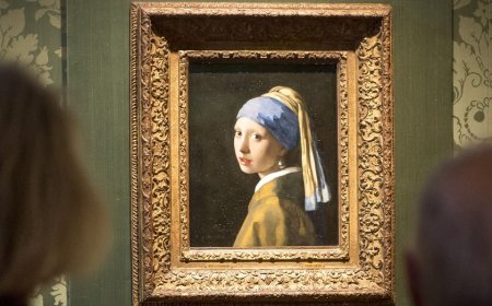Masterful Dutch painter Johannes Vermeer rendered famous 'Girl with a Pearl Earring' during Golden Age