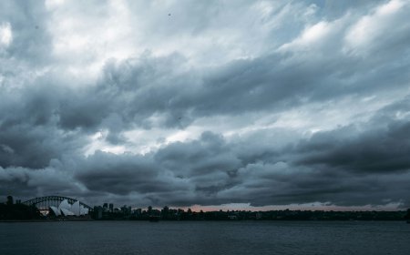 Thousands In Australia Without Power Amid Heavy Rain