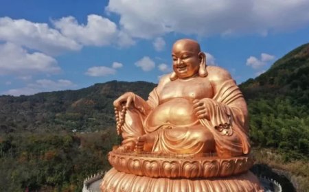 "Great Mountains: The Maitreya Bodhisattva's Dojo Xuedou Mountain in the Eyes of Buddhist and Taoist Media Professionals"