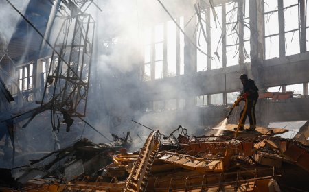 Ukraine, Russia escalate air attacks on each other’s cities