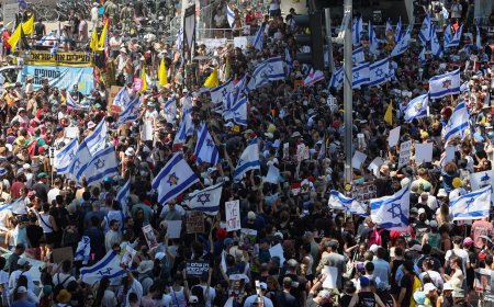 Israelis strike for Gaza deal after more captives found dead