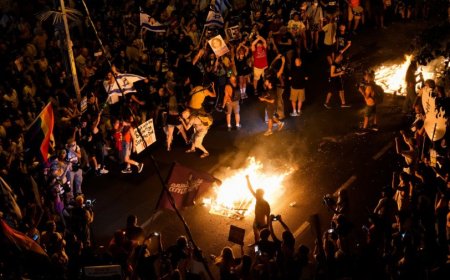 Protests roil Israel for second day