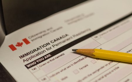 Canada Approving Fewer Visas, Turning Away More Foreigners Amid Crackdown