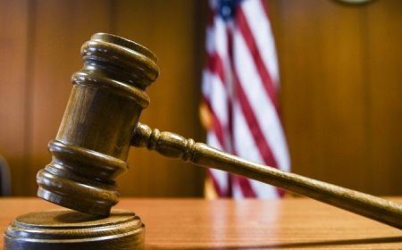 美國公民以機器人及AI詐騙音樂串流平臺，被告了