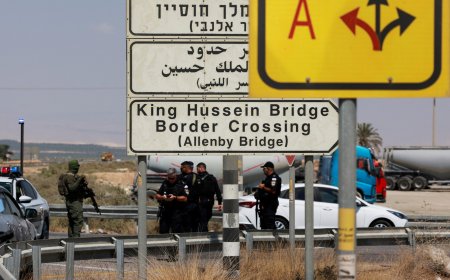 Gunman kills three guards at West Bank crossing with Jordan: Israeli army