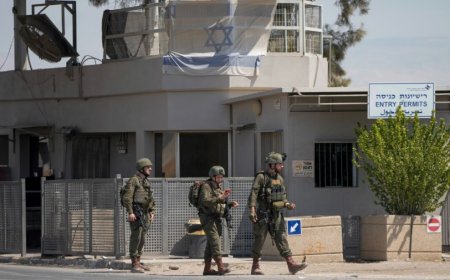 Three Israeli civilians killed at crossing between West Bank and Jordan
