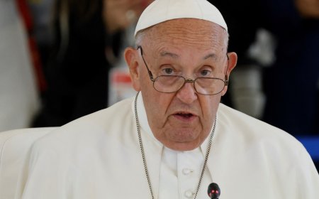 Pope Francis tells US Catholics to choose ‘lesser evil’ in coming election