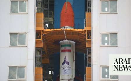 Iran successfully launches satellite into space