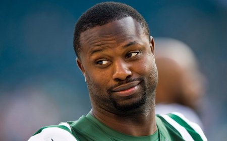 Ex-NFL star Bart Scott gets real on retiring from league: 'Started seeing spots and lights'