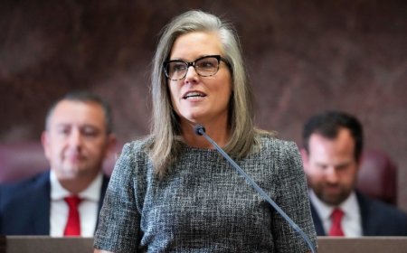 Arizona's 19th-century abortion law officially repealed