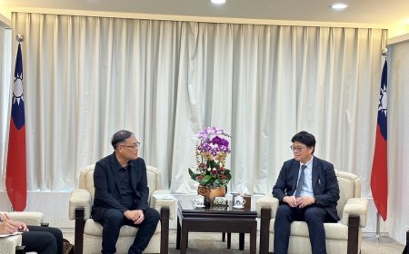 金門副縣長李文良拜會邱垂正 盼加速推動陸客來金旅遊