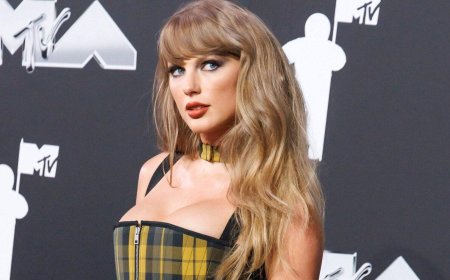 Behind-The-Scenes Photos Reveal Taylor Swift At Patrick Mahomes' Birthday Bash