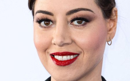 Aubrey Plaza Dishes On How She Infuses Her Background Into Her Acting Roles