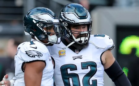 Jalen Hurts shares heartfelt words with ex-Eagles teammate Jason Kelce: 'I love you'