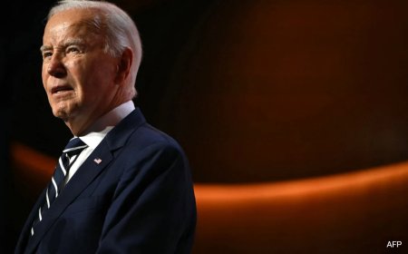 Joe Biden Tells Hillary Clinton 'I Love You' After Being 'Trapped' By Wife